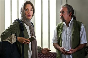 در جست‌وجوی زمان از دست رفته ; نقد فیلم لس‌آنجلس، تهران